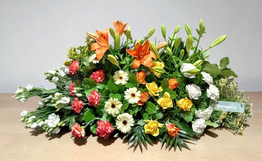 Gerbe mortuaire colorée
