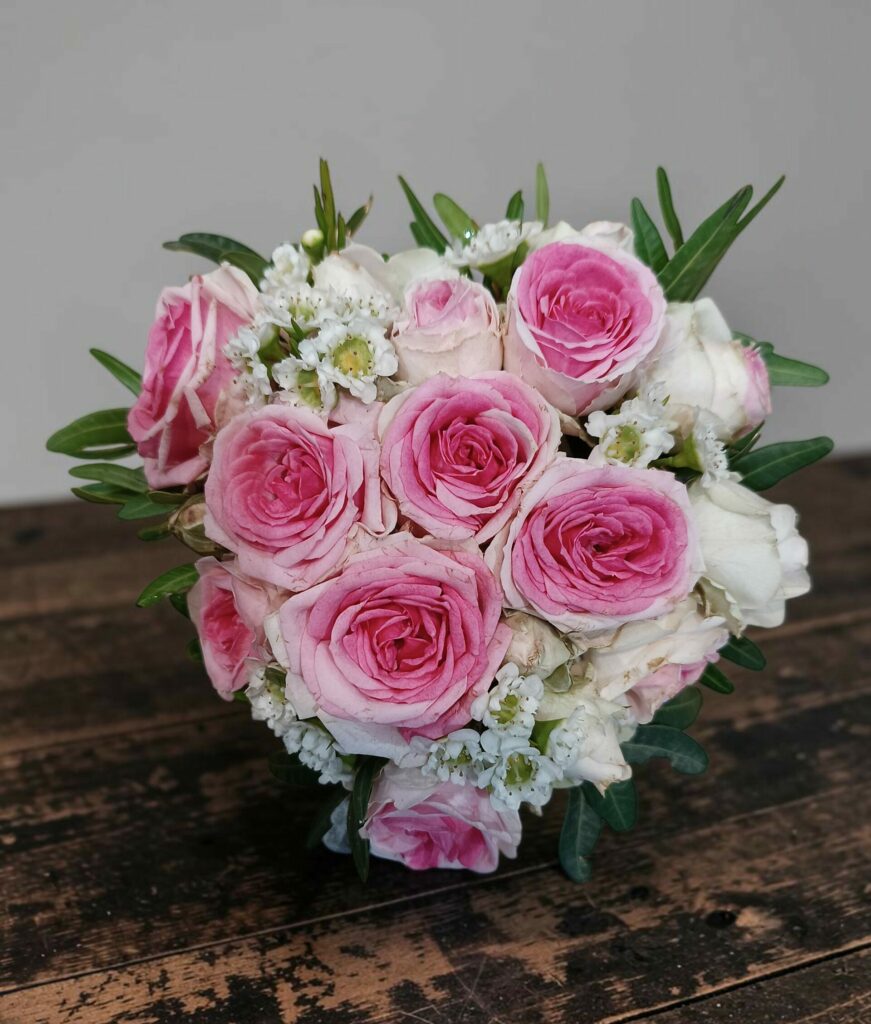 Montage rond romantique — Tons rosés