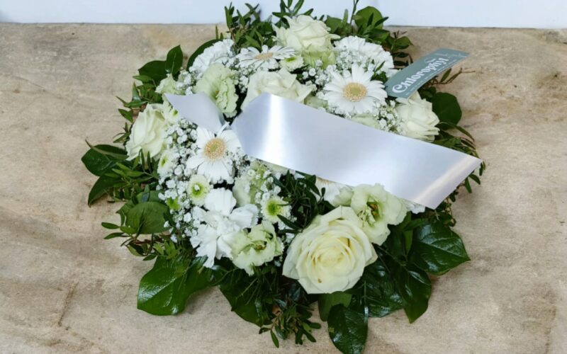 Montage romantique blanc